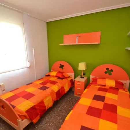 Salourhin By Interhome דירה סאלו