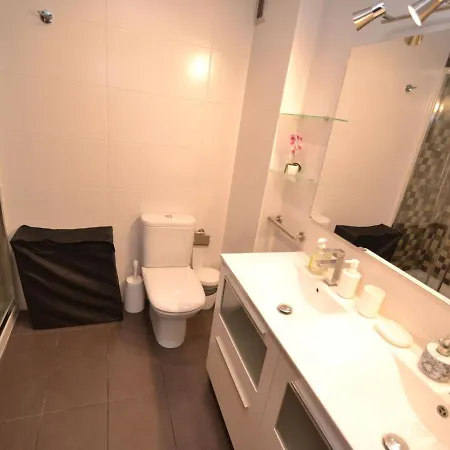 Salourhin By Interhome * סאלו